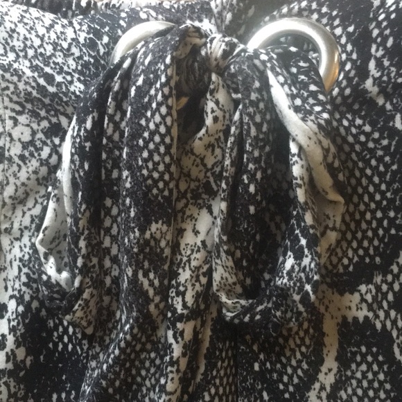 Goddess snakeskin jet black combo pants - Picture 9 of 13